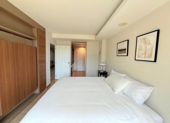 bedroom of Waterford Sukhumvit 50