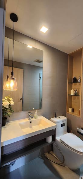 bathroom of Whizdom Connect Sukhumvit