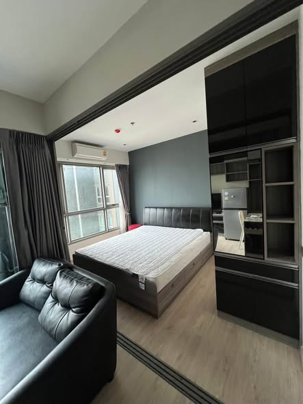 bedroom of Whizdom Station Ratchada-ThaPra