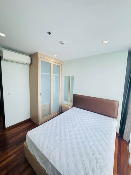 bedroom and room interior of Wish Signature II Midtown Siam
