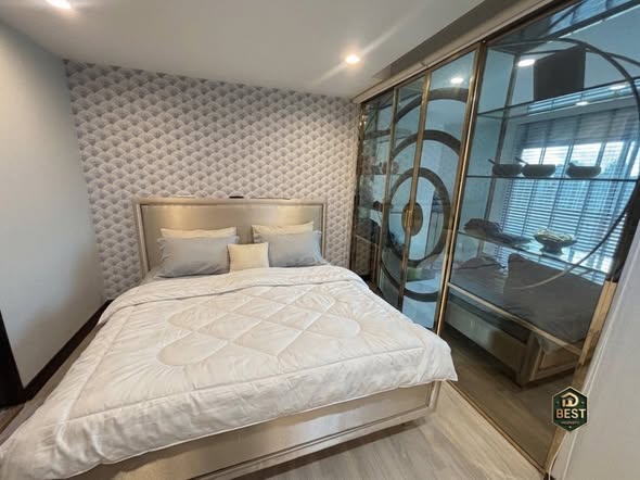 bedroom of Witthayu Complex