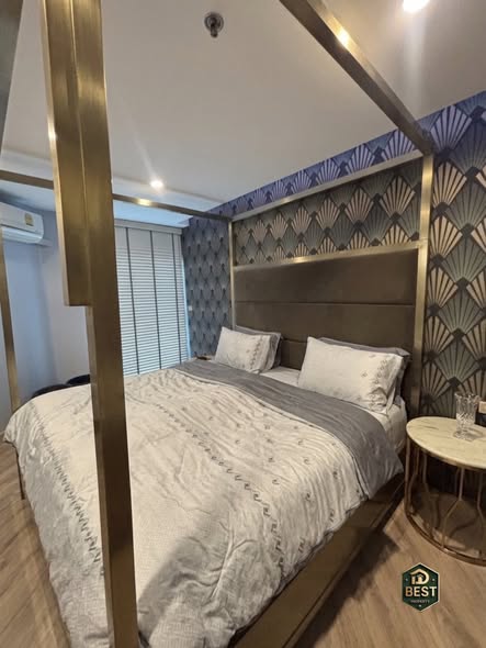 bedroom of Witthayu Complex