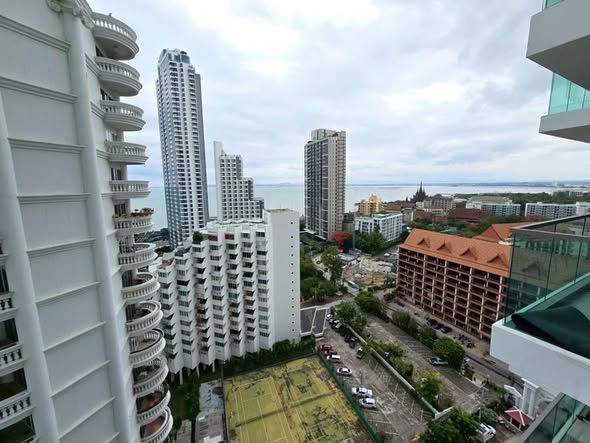 Wongamat Tower Condominium