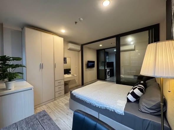 bedroom and room interior of XT HUAIKHWANG