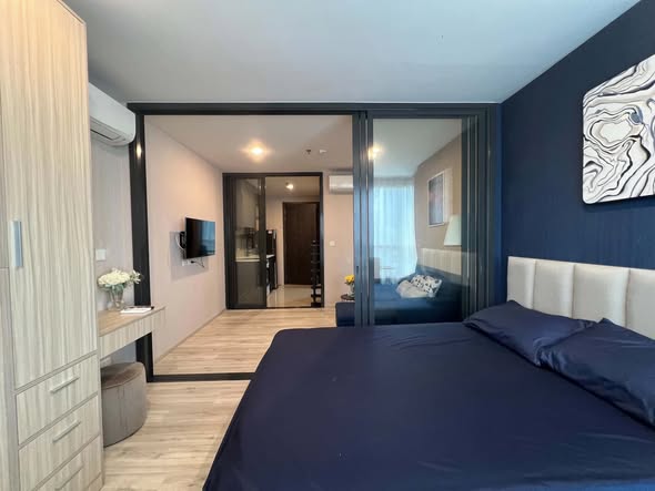bedroom and room interior of XT HUAIKHWANG