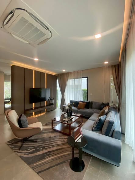 living room and bedroom of มัณฑนา บางนา กม.15 | MANTANA Bangna km. 15