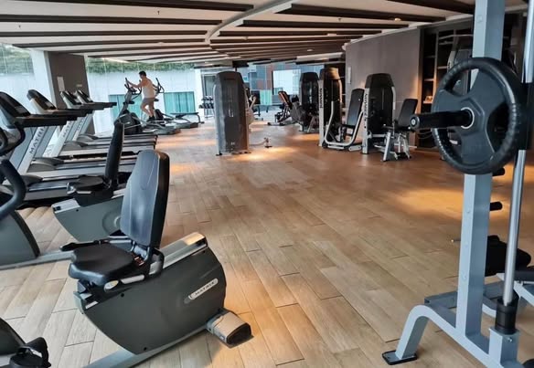 15 Sukhumvit Residences