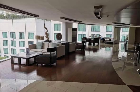 living room of 15 Sukhumvit Residences