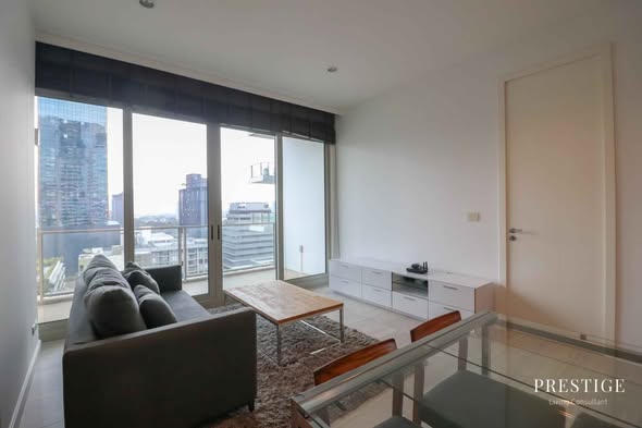 living room and room interior of 185 Rajadamri