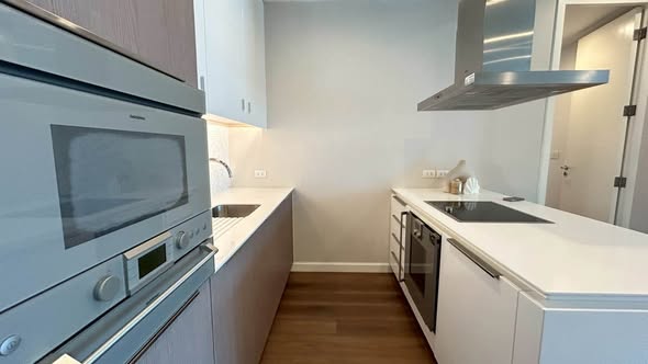 kitchen of 185 Thanon Ratchadamri