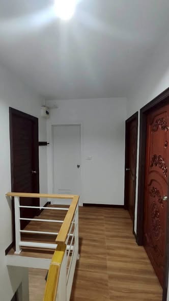 2 storey townhome for daily weekly rent