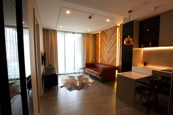 living room of 333 Riverside