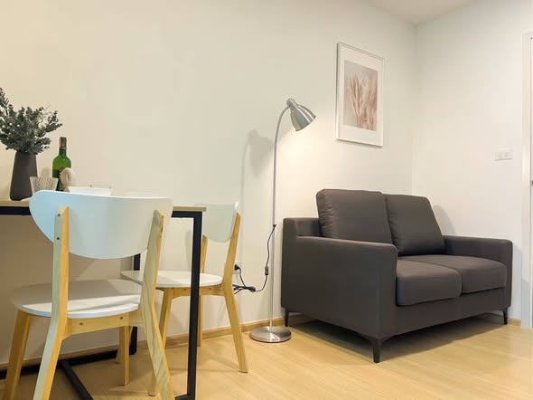 living room and room interior of ชีวาทัย ฮอลล์มาร์ค ลาดพร้าว – โชคชัย 4 (เฟส 2)