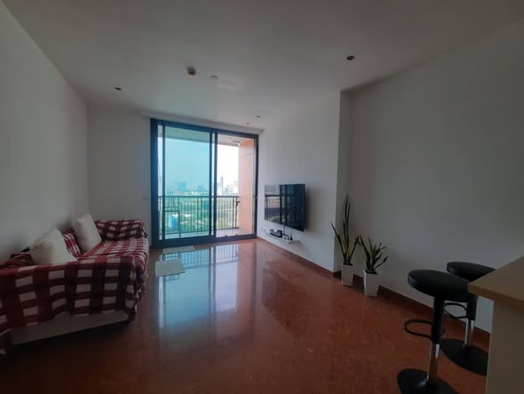 Aguston Sukhumvit 22
