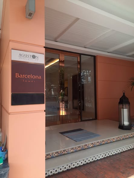 Aguston Sukhumvit 22