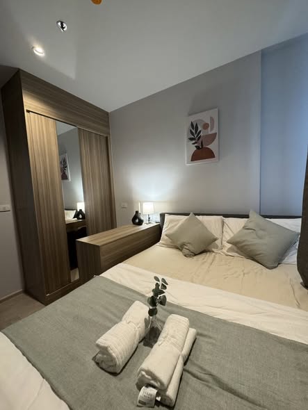 bedroom of Altitude Unicorn Sathorn