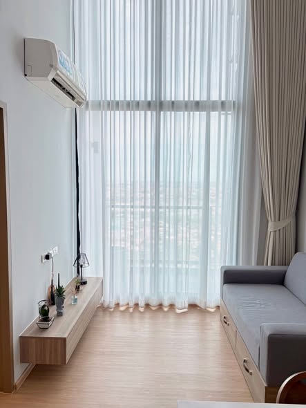 bedroom of Altitude Unicorn Sathorn