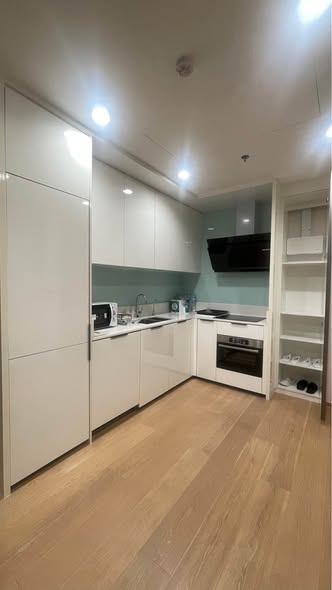 room interior and kitchen of ANIL Sathorn 12