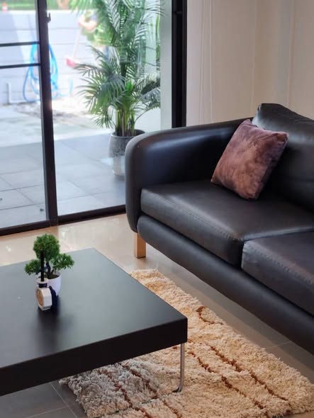 living room of Areeya Mandarina Sukhumvit 77