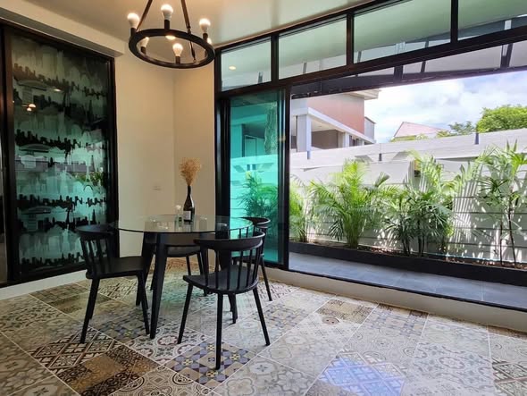 room interior of Areeya Mandarina Sukhumvit 77