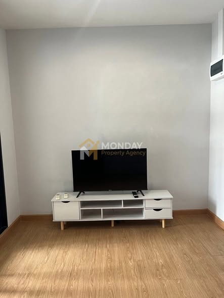 living room and room interior of Asher Ratchada-Huaikhwang
