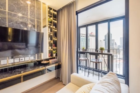 bedroom and living room of Ashton Chula-Silom