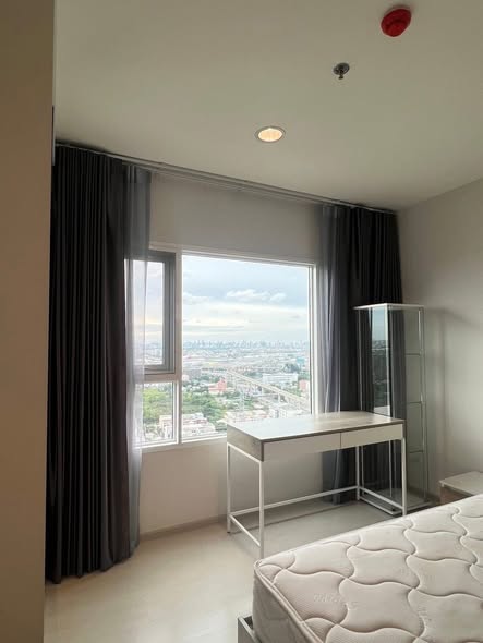 bedroom of Aspire Erawan Tower B