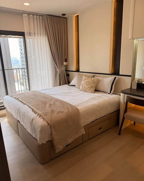 bedroom of Aspire Onnut Station