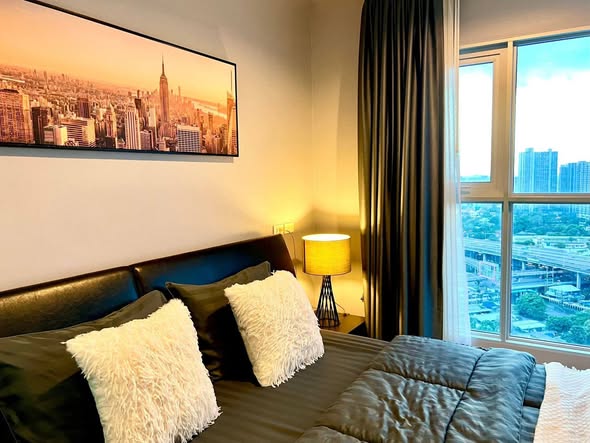 bedroom of Aspire Sukhumvit 48