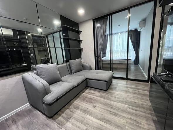 living room of Atmoz รัชดา-ห้วยขวาง คอนโด