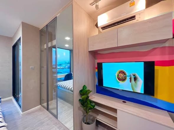 bedroom and room interior of Atmoz Tropicana Bangna