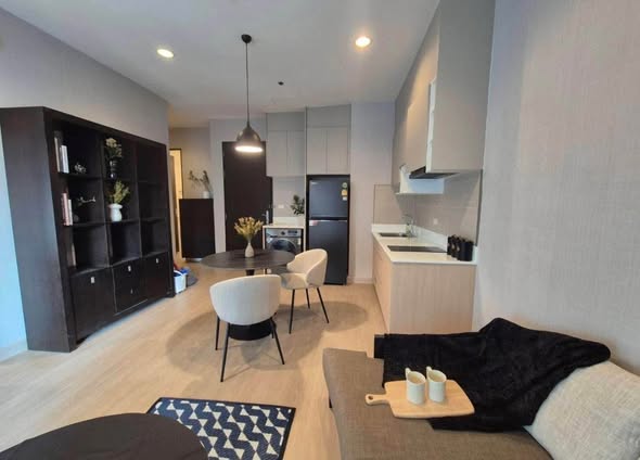 living room of Baan Klang Krung Siam-Pathum Wan