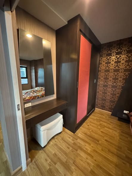 bathroom of Baan Navatara Condominium