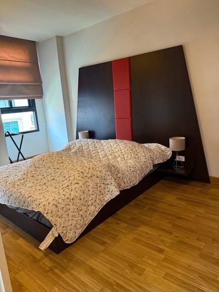 bedroom and room interior of Baan Navatara Condominium