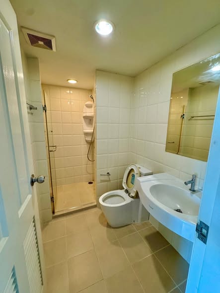 Baan Navatara Condominium