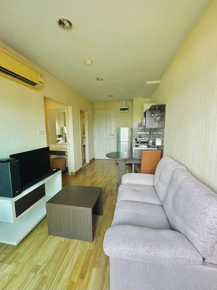 living room of Baan Navatara Condominium
