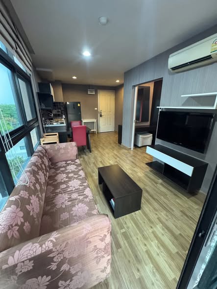 living room and bedroom of Baan Navatara Condominium