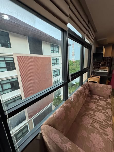 room interior of Baan Navatara Condominium
