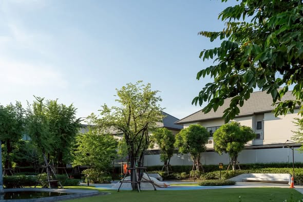 Bangkok Boulevard Rama 9