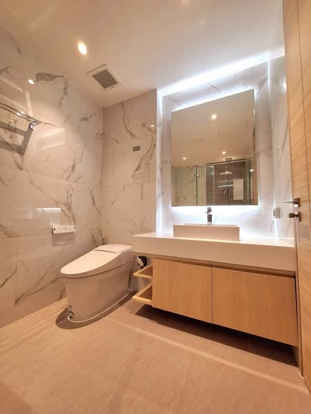 bathroom of Bearing Residence