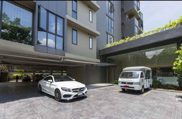 Bearing Residence