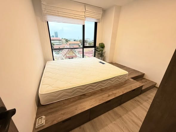 bedroom of Beat Bangwa Interchange
