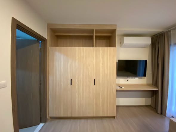 bedroom and room interior of เดอะมูฟ ประดิพัทธ์
