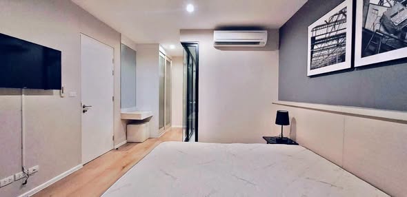 bedroom and room interior of อัพเอกมัยคอนโดมิเนียม