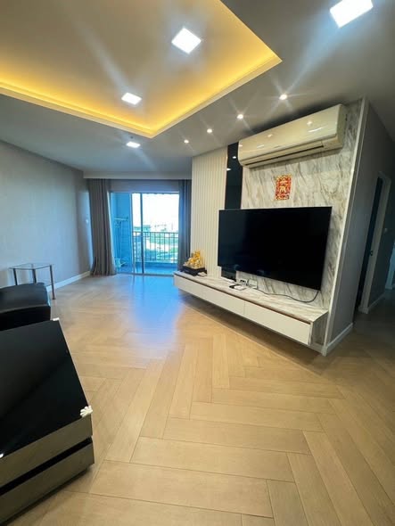living room of Belle Grand Rama 9