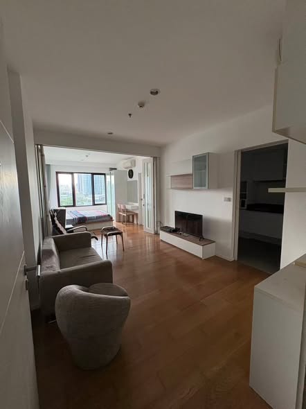 living room of Blocs 77
