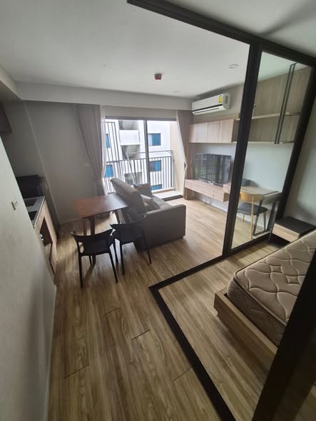 bedroom and living room and room interior of Blossom Condo Sathon-Charoen Rat