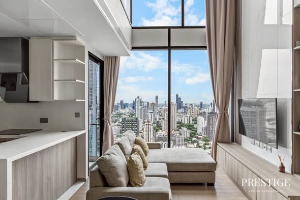 living room of Celes Asoke