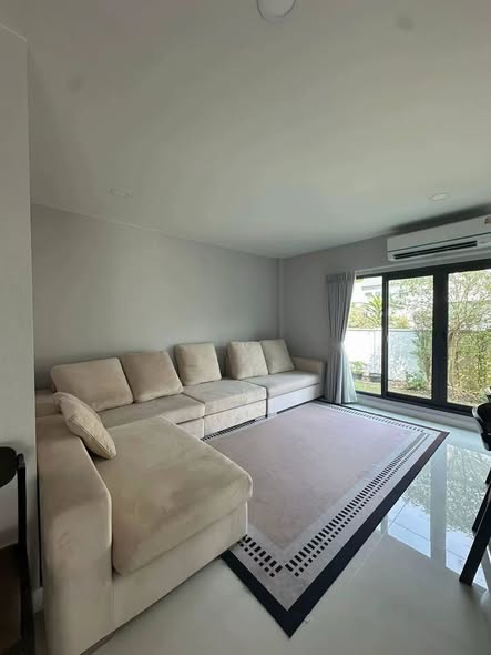 living room and bedroom of Centro Bangbon