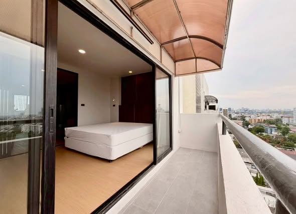 bedroom of Centurion Park Condominium